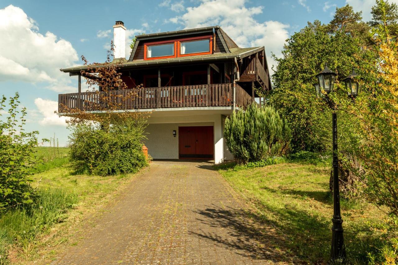Blockhaus Eifelsteig W/ Kamin Garten & Feuerstelle Berndorf  Esterno foto
